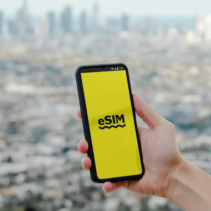 smartphone with esim